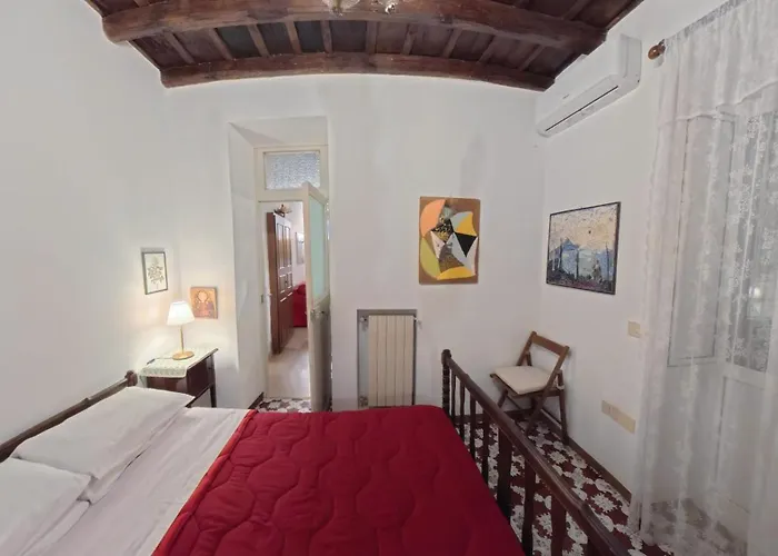 Apartment Casa Mirella Near Piazza Navona, Rooftop Views *